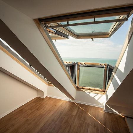 Balatonvilágos Dalma Panzio B&B 외부 사진