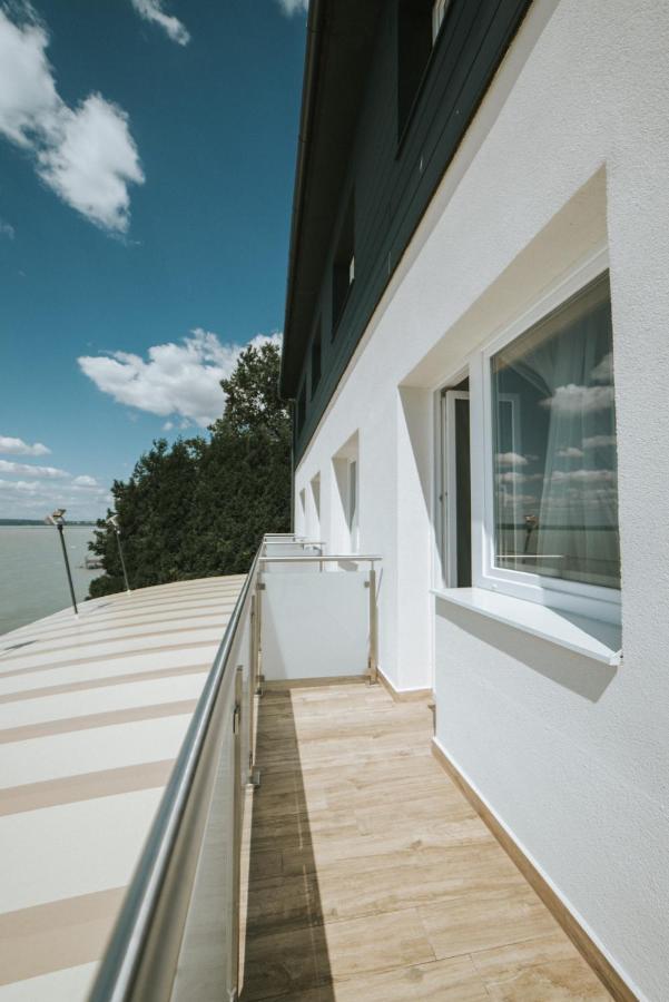Balatonvilágos Dalma Panzio B&B 외부 사진