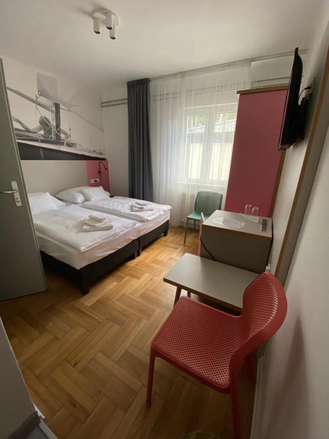 Balatonvilágos Dalma Panzio B&B 외부 사진