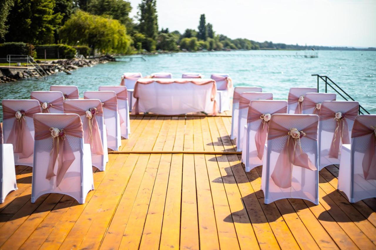 Balatonvilágos Dalma Panzio B&B 외부 사진